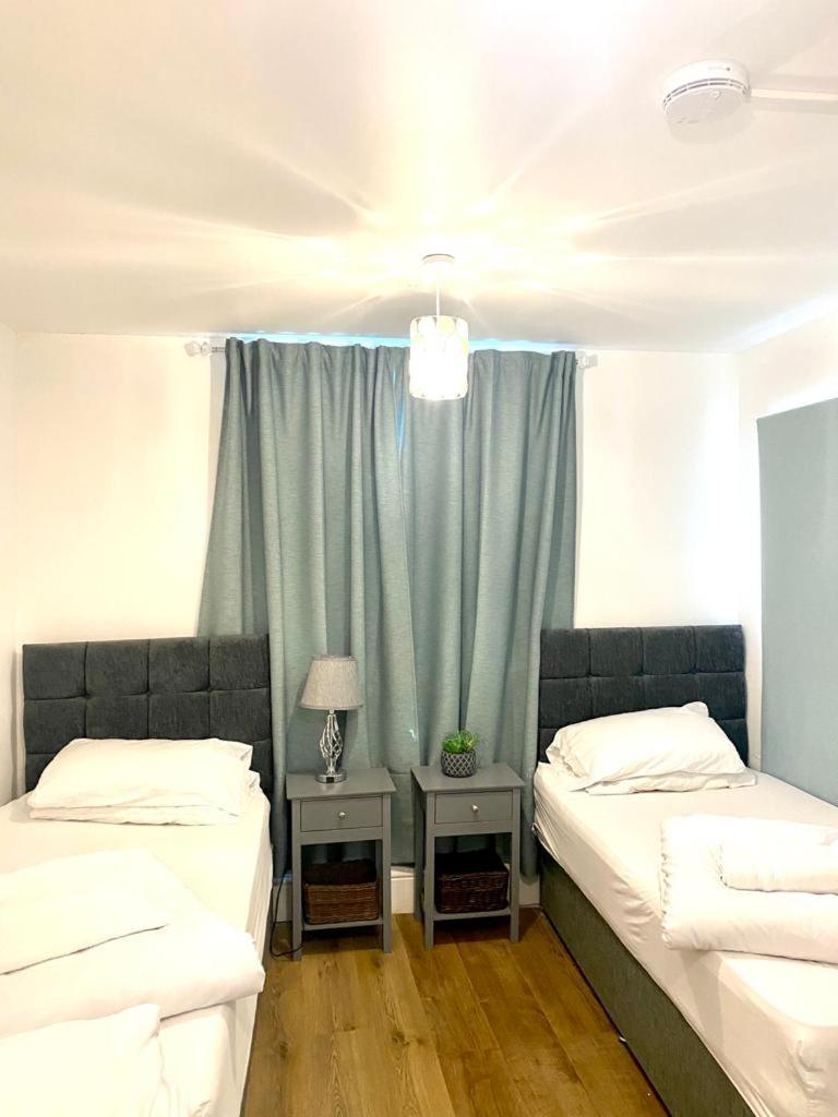 Central Suite, 3 Single Beds Bristol Kamer foto